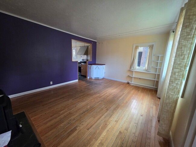 Building Photo - 1551 Sunrise Dr