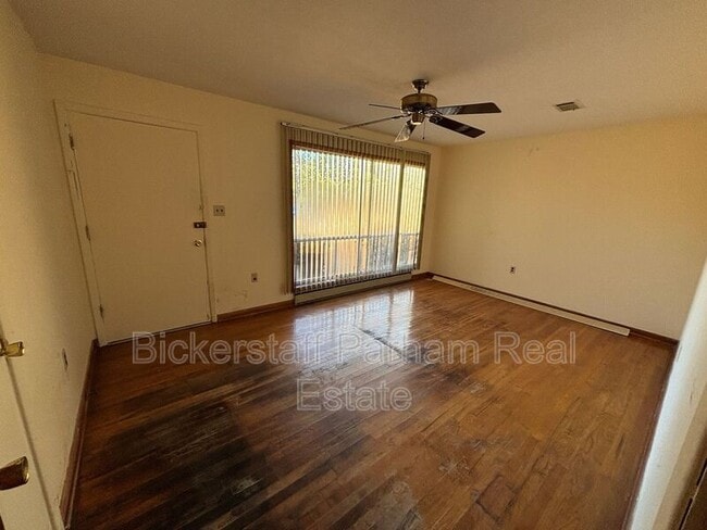 Building Photo - 259 Oswichee Rd