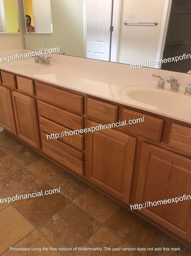 Building Photo - Nice Home For Rent