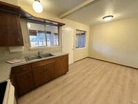 Building Photo - 1080 Los Gamos Rd