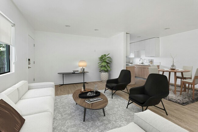 Building Photo - 1949 Park Grove Ave