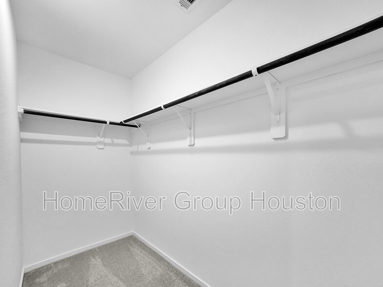 Building Photo - 452 Texas Pecan Dr
