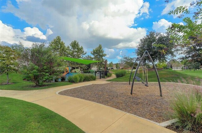 Building Photo - 8707 Morris Wds Dr