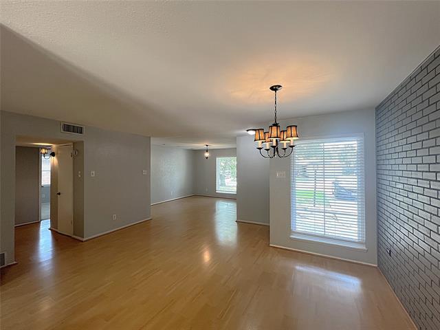 Building Photo - 804 Wateka Way