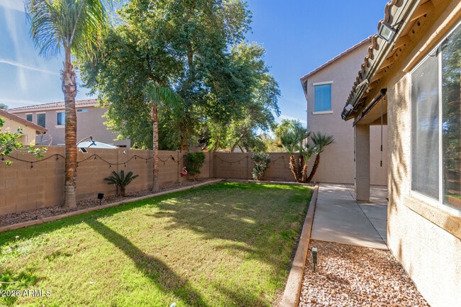 Building Photo - 3759 E Sebastian Ln