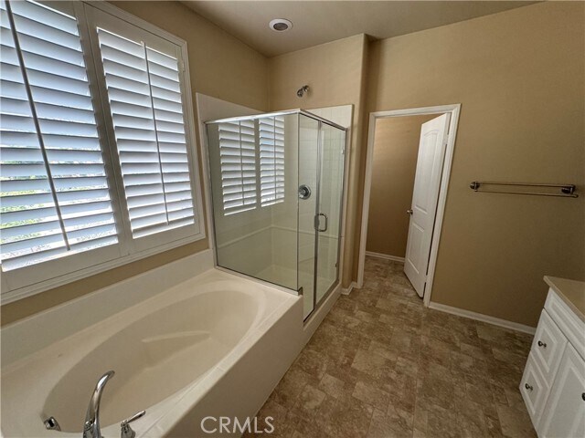 Building Photo - 5795 Berryhill Dr