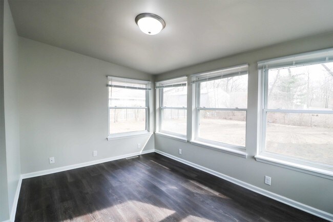 Building Photo - 3239 W 51st Pl