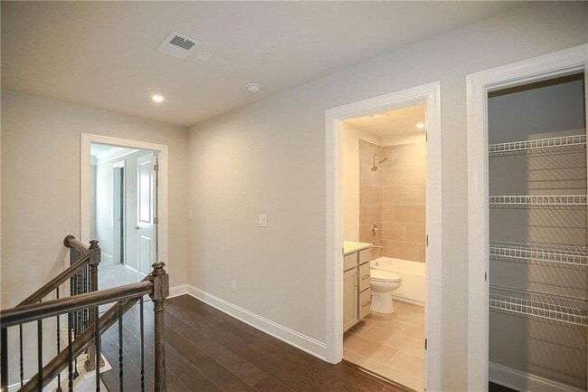 Building Photo - 3145 Quinn Pl