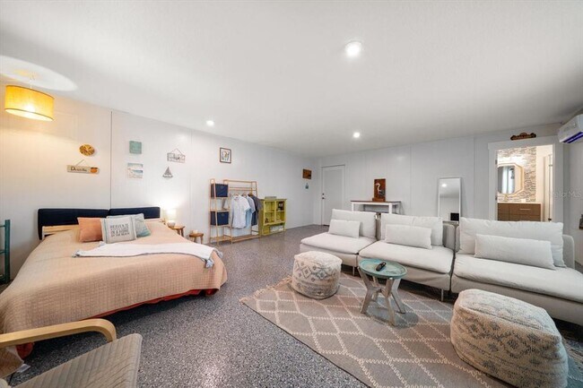 Building Photo - 109 Peterson Ln