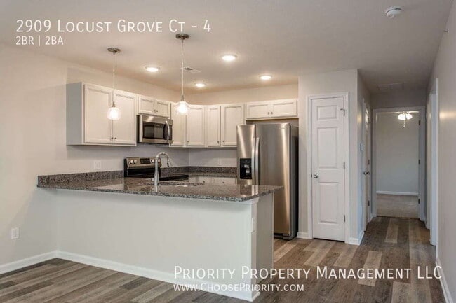 Building Photo - 2909 Locust Grv Ct