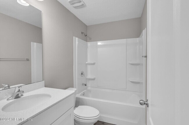 Building Photo - 660 Narvarez Ave