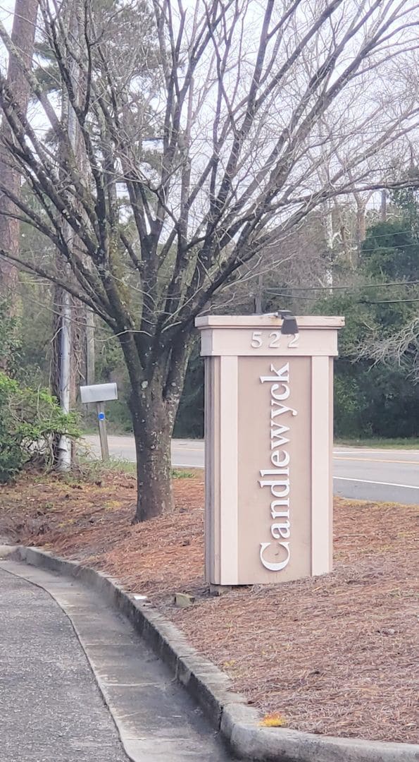 Building Photo - CANDLEWYCK