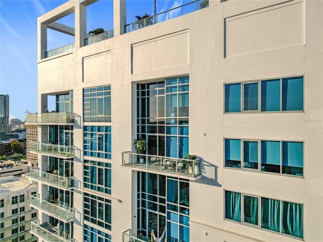 Building Photo - 260 S Osceola Ave