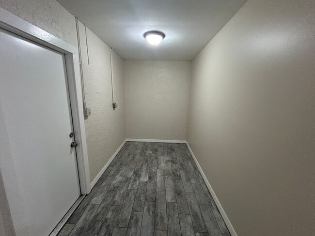 Building Photo - 13461 Fifth Street