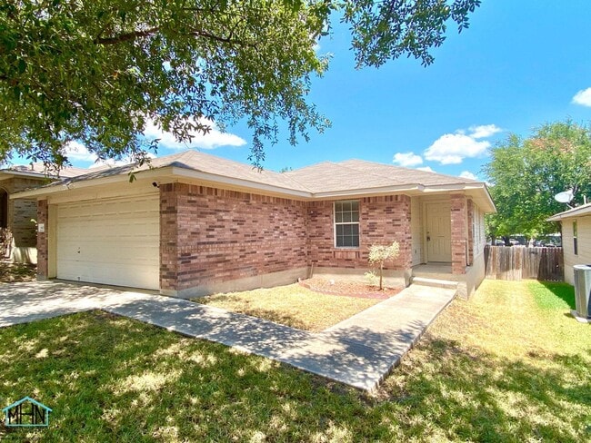 Primary Photo - Inviting, Bright, Fresh, and Ready to Welc...