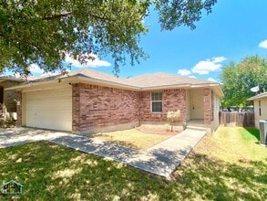 Building Photo - Inviting, Bright, Fresh, and Ready to Welc...