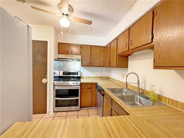 Building Photo - 813 Asheville Dr