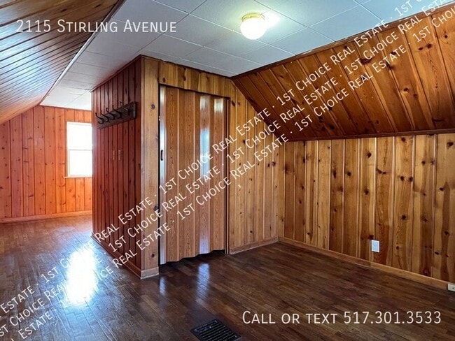 Building Photo - 2115 Stirling Ave