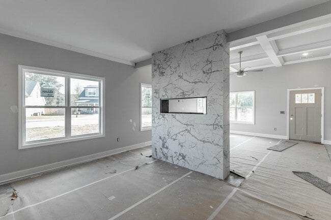 Building Photo - 5085 Oop Rd