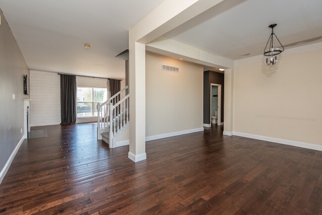 Building Photo - 424 Country Stone Dr