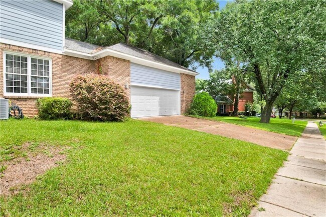Building Photo - 2127 Ryegate Ct