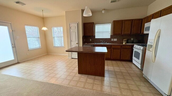 Building Photo - 21842 Grassy Hill Ln