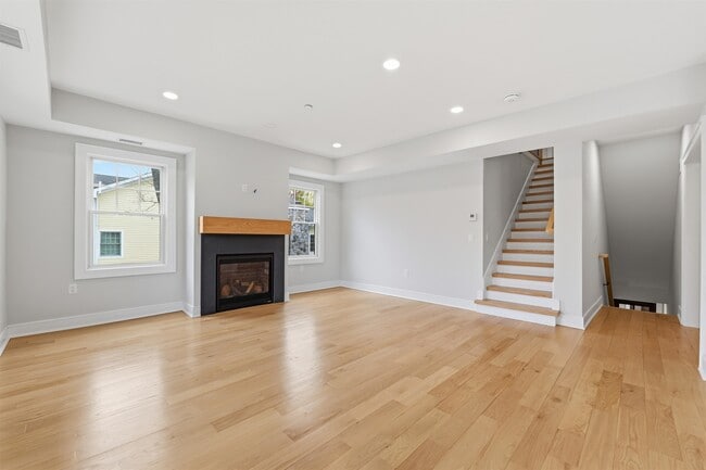 Building Photo - 603 Springfield Ave