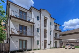 Building Photo - 331 18th W St