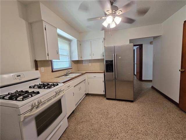 Building Photo - 720 Oaklawn Dr