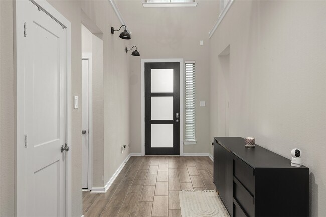 Building Photo - 3109 Secret Lagoon Ln