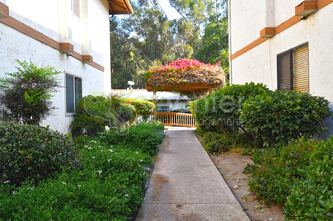 Building Photo - Mission Valley | Minutes to Interstates 15 & 8 | Close to Snapdragon Staduim