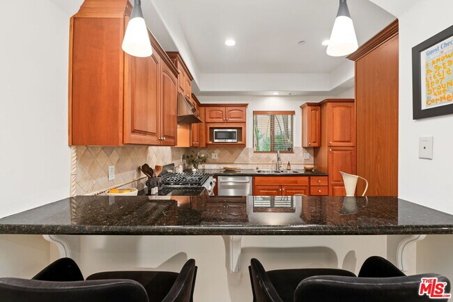 Building Photo - 1511 Camden Ave