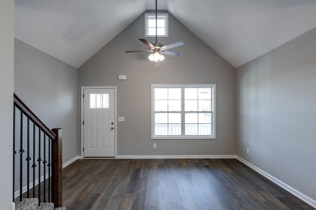 Building Photo - 1 Year of FREE Alarm Monitoring! 3 Bedroom with 2 Baths!