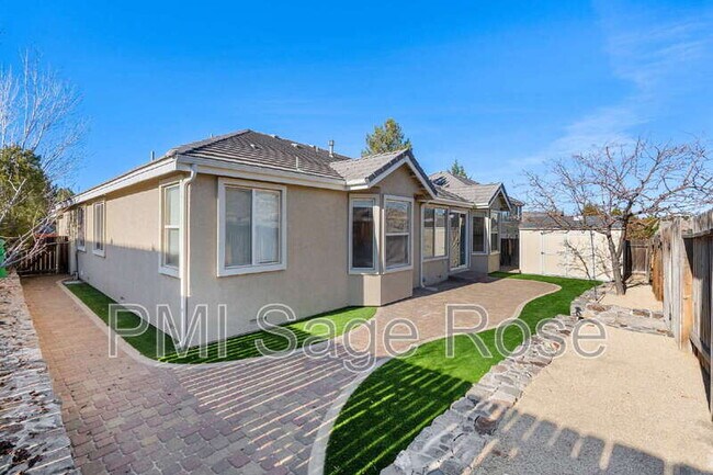 Building Photo - 4276 Talladega Dr