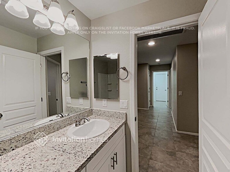 Building Photo - 1853 W Desert Mountain Dr