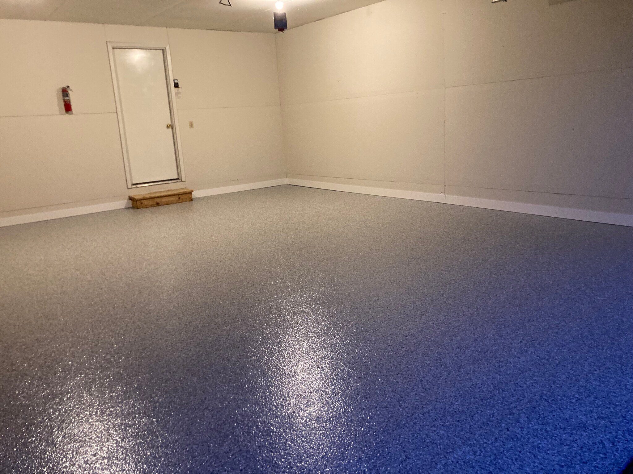 Coated garage floor - 1745 Alfred Dr