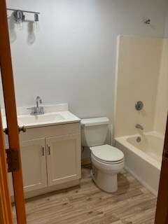 Building Photo - 54 Vineland St