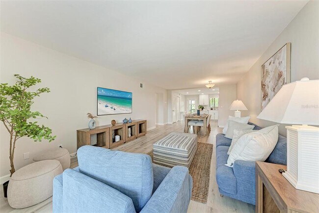 Building Photo - 350 S Polk Dr