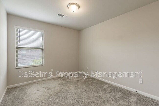 Building Photo - 2838 Haversack Cir