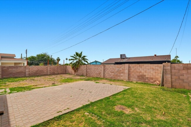 Building Photo - 2934 N 79th Ln