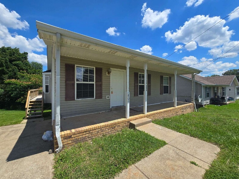 Building Photo - 2408 N Ford St