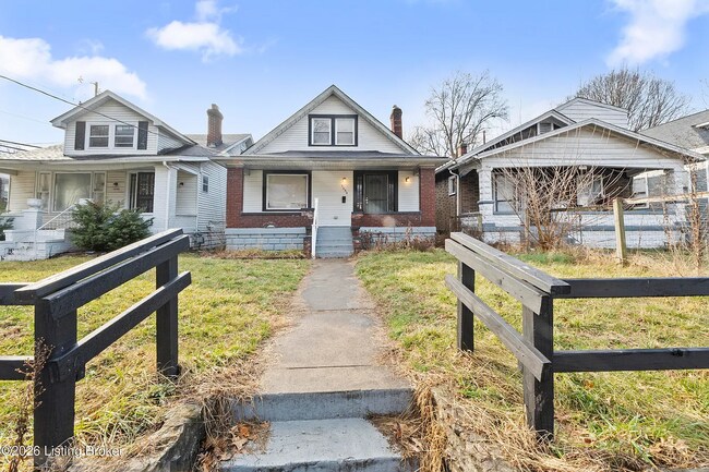 Building Photo - 1456 Beech St