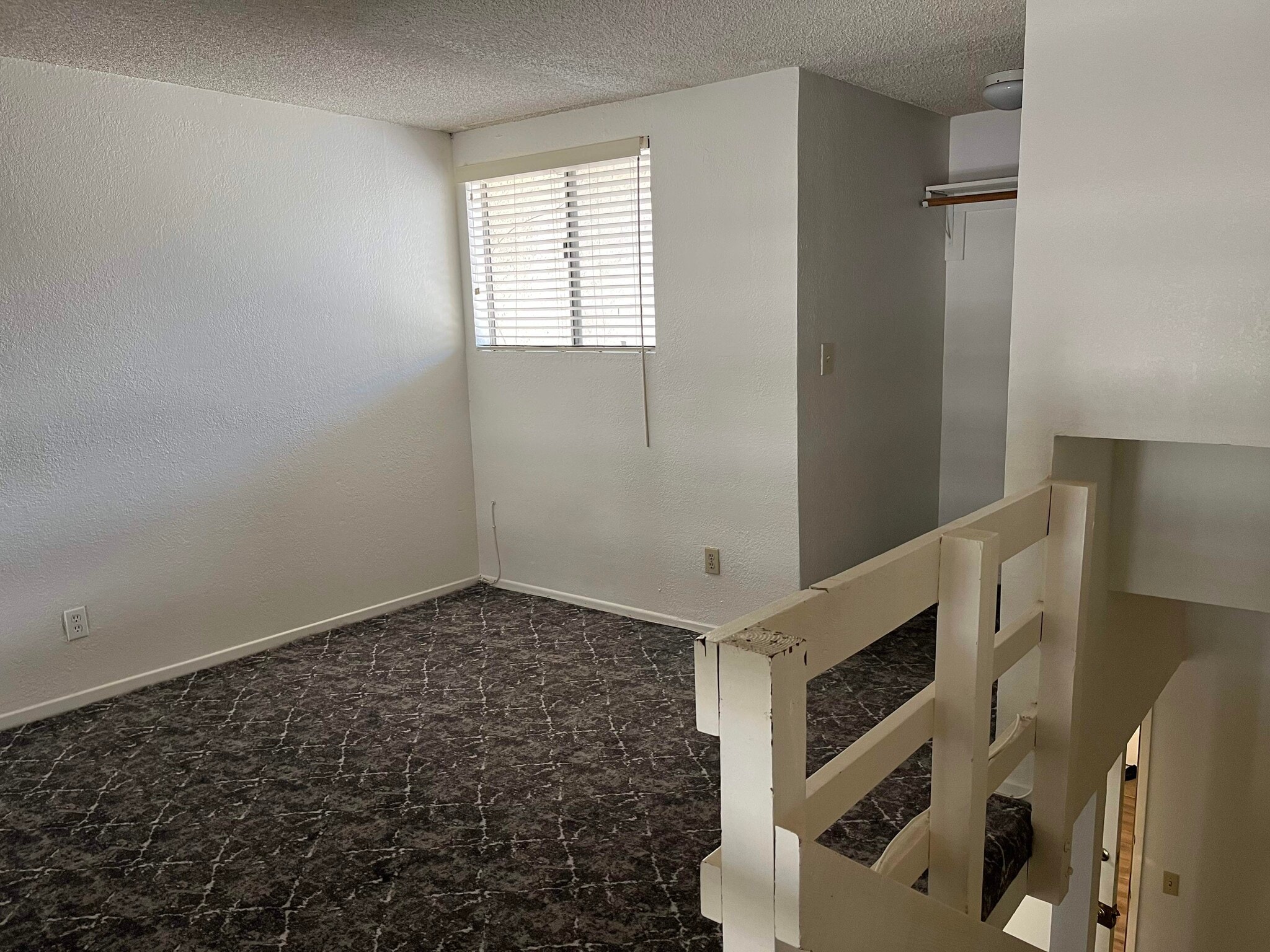 loft - 616 Veteran Ave