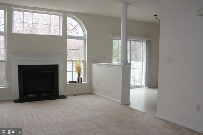 Building Photo - 189 Westbrook Dr