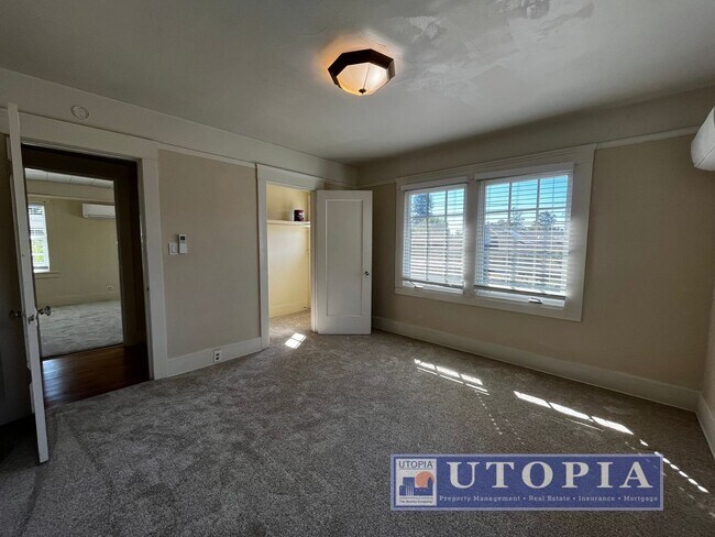 Building Photo - Charming 3 bedroom, 2 bathroom home in the...