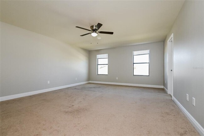 Building Photo - 10255 Newminster Loop