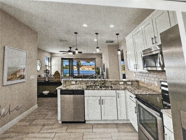 Building Photo - 1561 Oceania Dr S