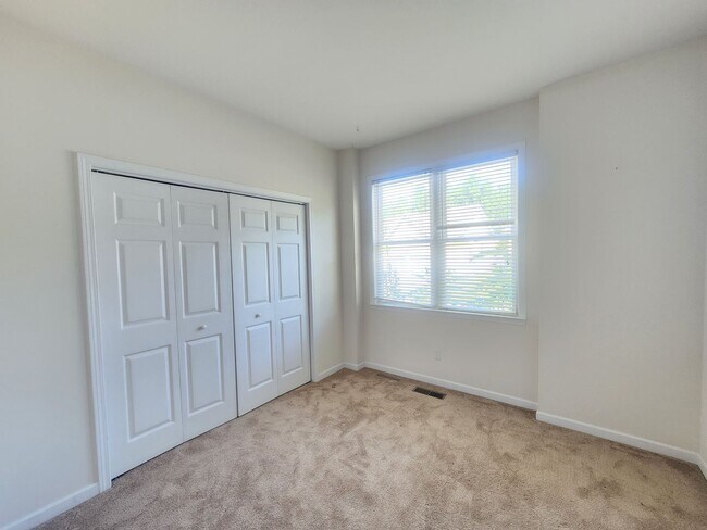 Building Photo - Rental House-Swannanoa, NC