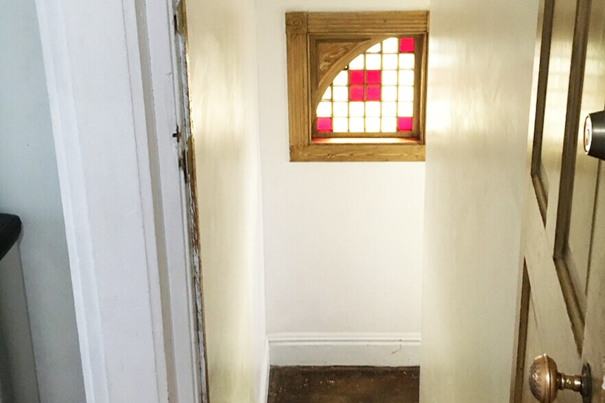 Building Photo - 2424 S Harrison St