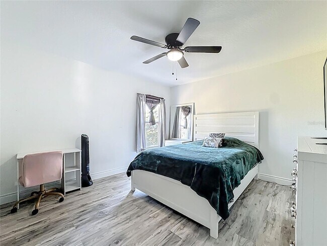 Building Photo - 13841 Chihuly Ct